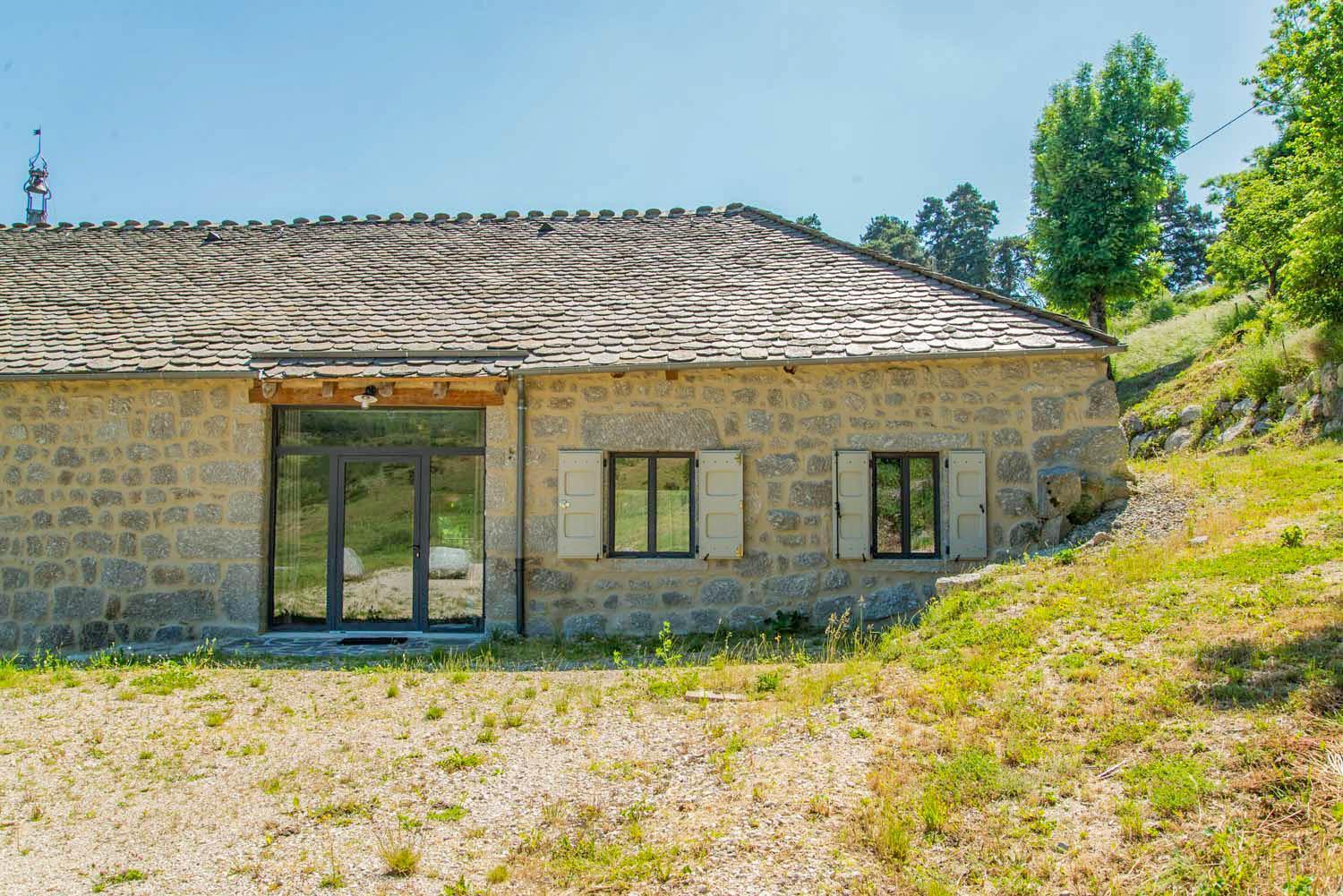 Gite De La Grange - Domaine De Coulagnettes Serverette Экстерьер фото